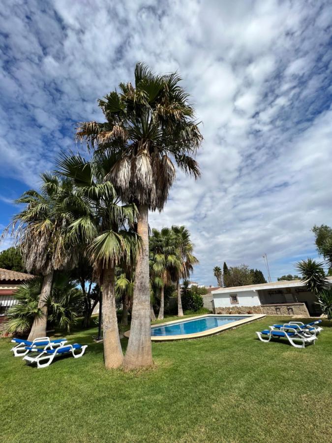 Chalet En La Barrosa, Piscina+Bbq+Grifo De Cerveza Chiclana de la Frontera Dış mekan fotoğraf