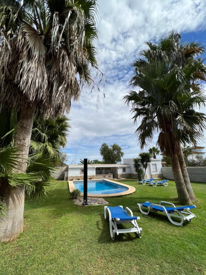 Chalet En La Barrosa, Piscina+Bbq+Grifo De Cerveza Chiclana de la Frontera Dış mekan fotoğraf