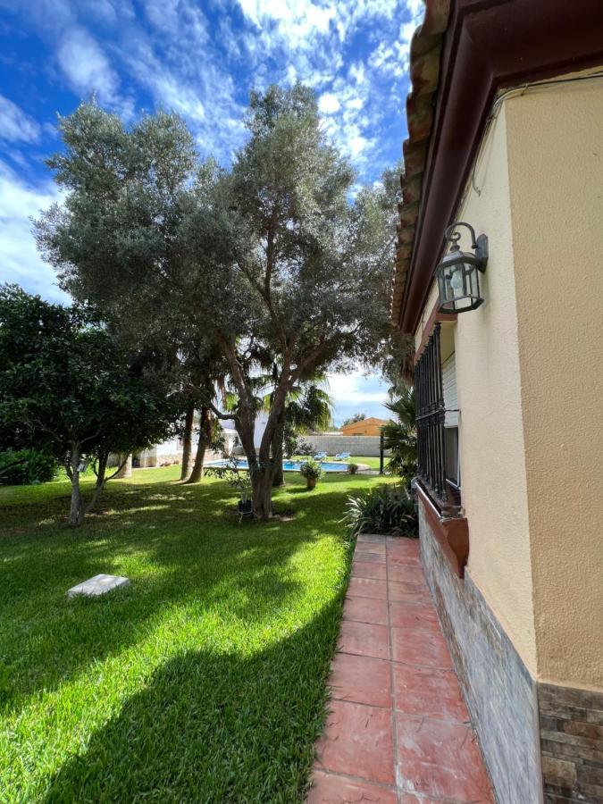 Chalet En La Barrosa, Piscina+Bbq+Grifo De Cerveza Chiclana de la Frontera Dış mekan fotoğraf